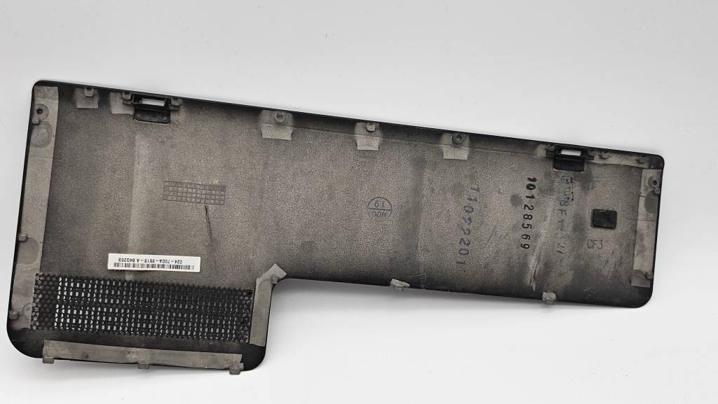 Sony PCG-41213M Plasturgie cache disque dur et barrette mémoire réf : 024-700A-8518