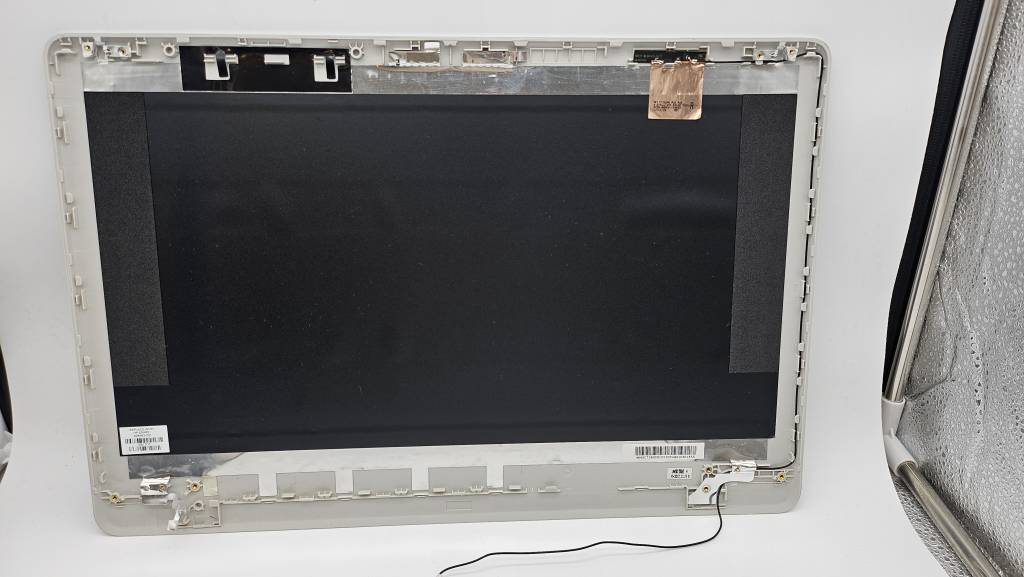 HP 17-bs006nf  Plasturgie coque arrière écran réf : 926482-001