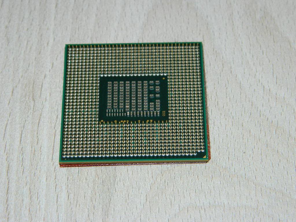 Asus X54H Processeur Intel Pentium B950 2.10GHz réf : SR07T