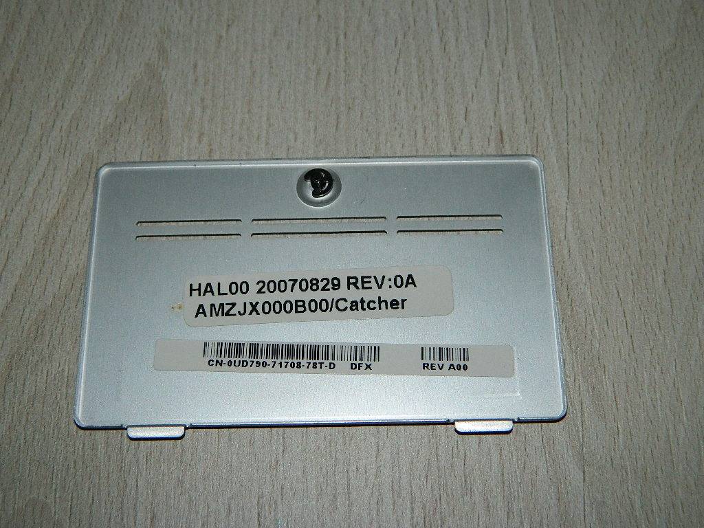 Dell D630-PP18L Plasturgie trappe cache mémoire CN-0UD790-71708 / AMZJX000B00