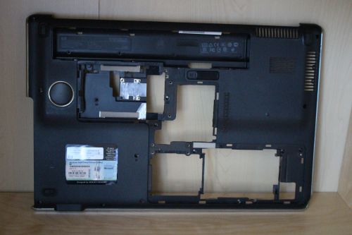  DV7 2015ef  Plasturgie coque inférieure 518901-001