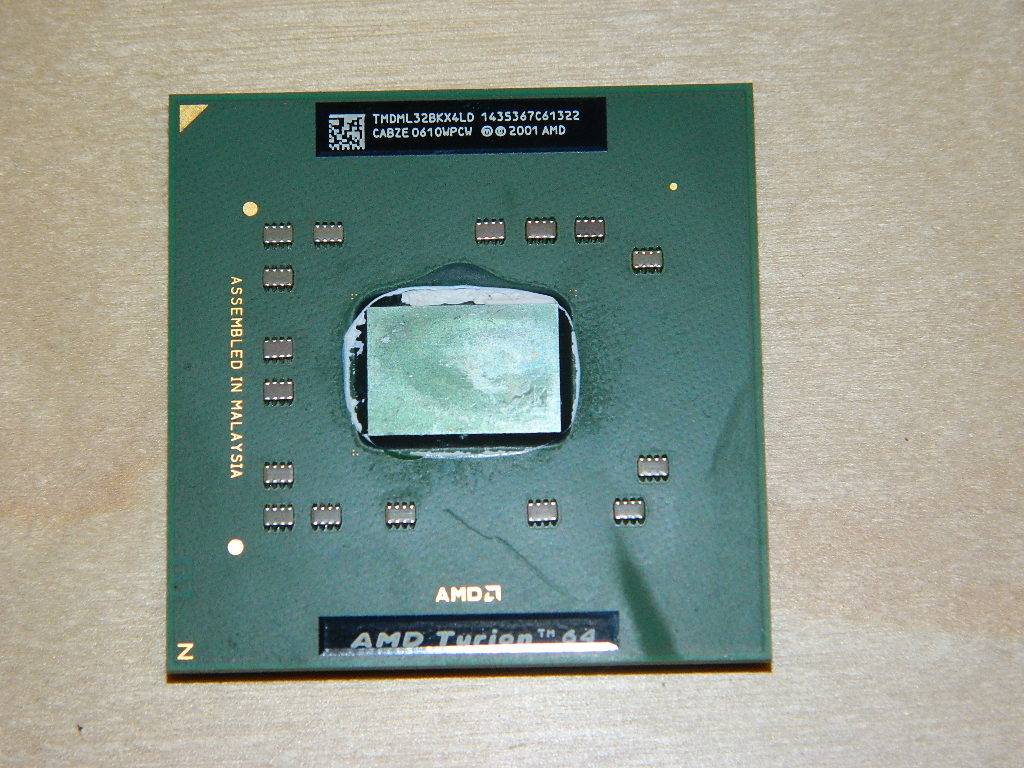 HP Pavilion DV8212EA Processeur AMD Turion 64  1.8 GHZ réf : TMDML328KX4LD