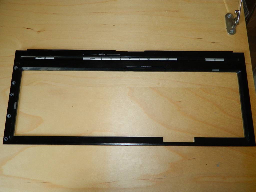 HP Pavilion DV8212EA Plasturgie réglette bouton power - clavier média APZK3000900