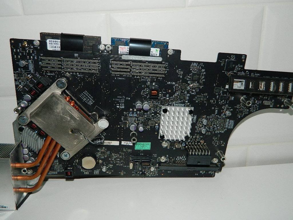 IMAC A1312 Carte mère fonctionnelle avec radiateur model : 820-2901 A