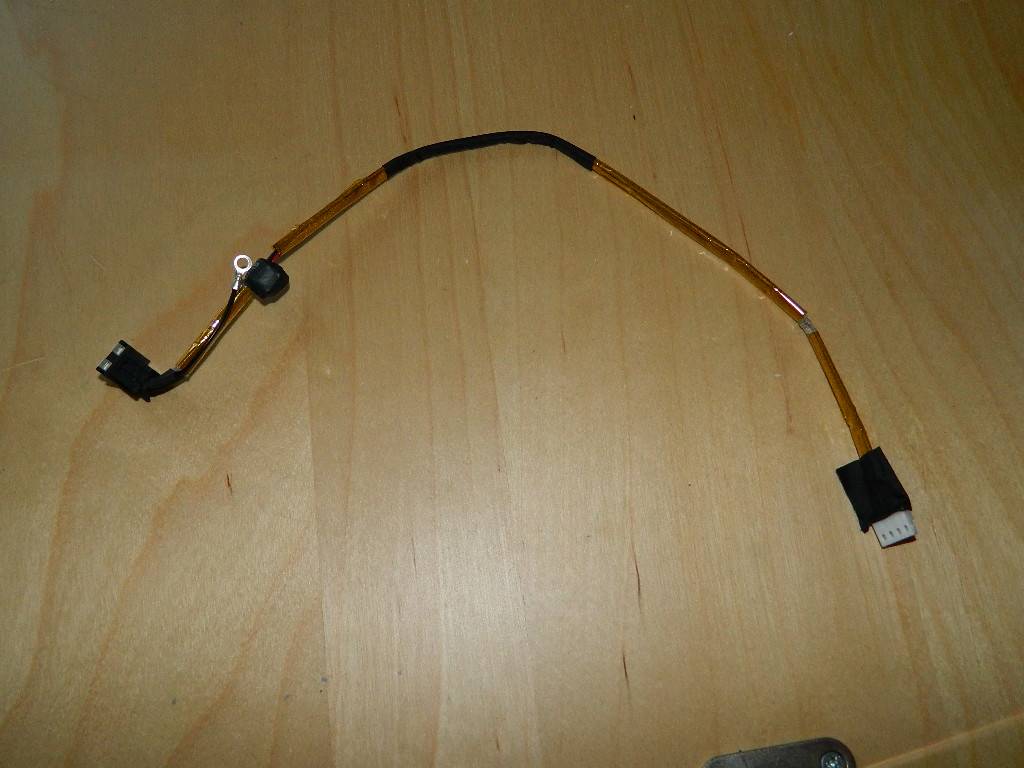 Toshiba Satellite P500-1C4  Câble prise JACK (neuf) 