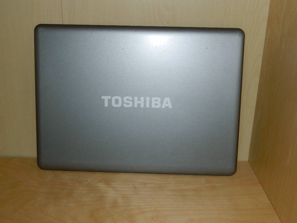 Toshiba Satellite PRO P300 Plasturgie coque arrière écran DZC3DBD3LC0I40080416-01