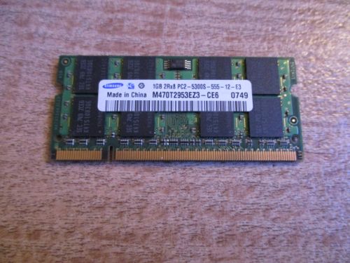 Nec Versa P570 1GB 2Rx8 PC2-5300S-555-12-E3 M470T2953EZ3-CE6